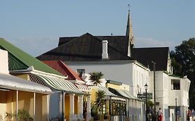 Die Tuishuise & Victoria Manor